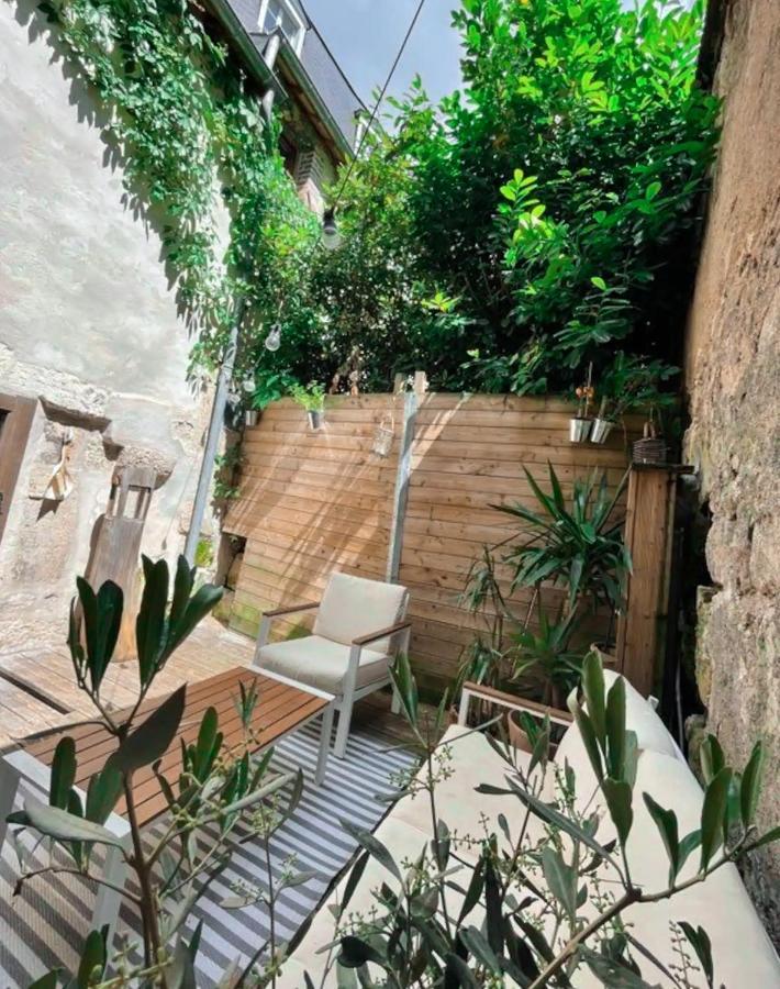 Ferienwohnung Loft Atypique Au Calme Avec Cour Privative Bourges Exterior foto